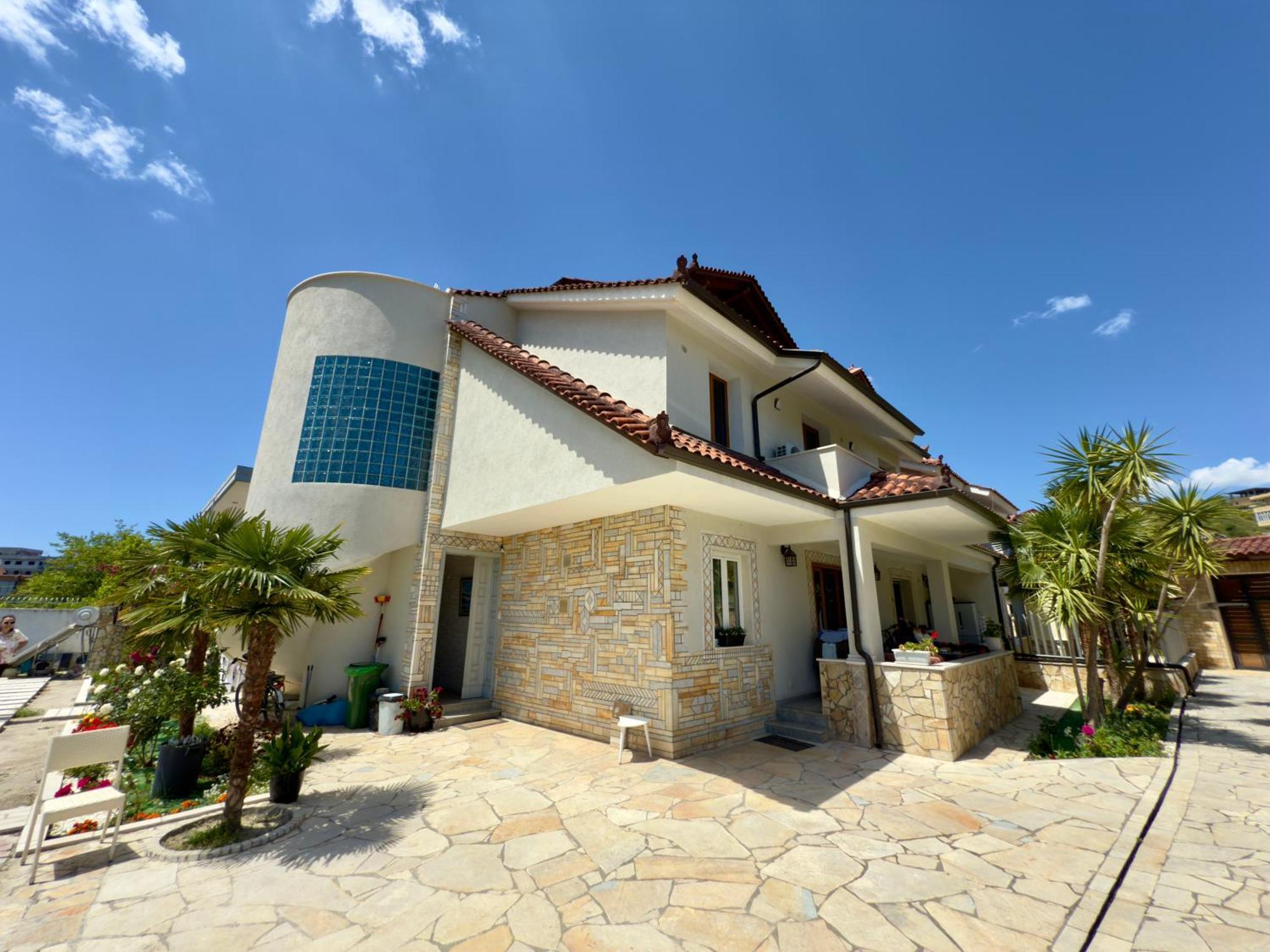 Villa Ida Apartments Vlore Ngoại thất bức ảnh