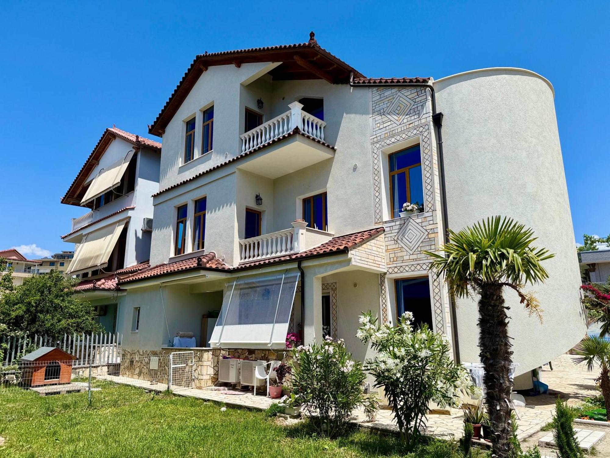Villa Ida Apartments Vlore Ngoại thất bức ảnh